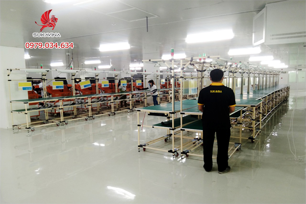 ban-thao-tac-nha-xuong i.jpg (200 KB)